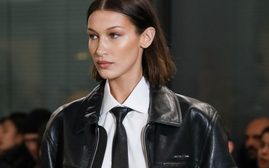 The revival of ties in women’s fashion