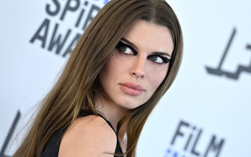 How Julia Fox’s home stunned the internet