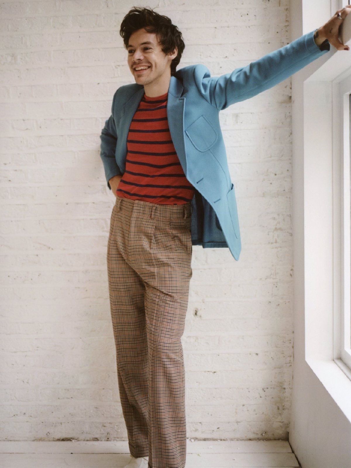 The best outfits worn by Harry Styles – curlycurlworld: Get Twisted ...