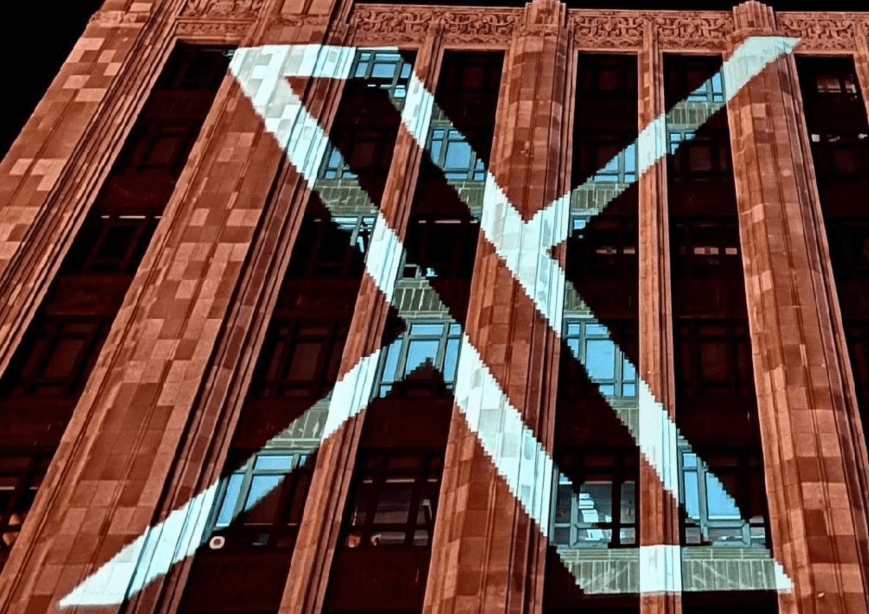 TWITTER REBRANDS: WELCOME TO X!