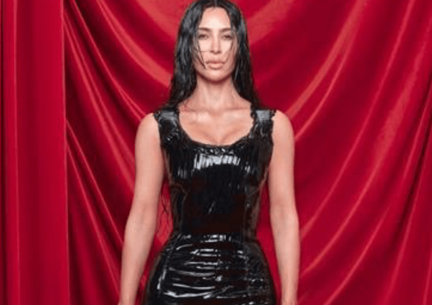 “Demna Gvasalia’s Balenciaga SS24: A Visionary Fashion Odyssey