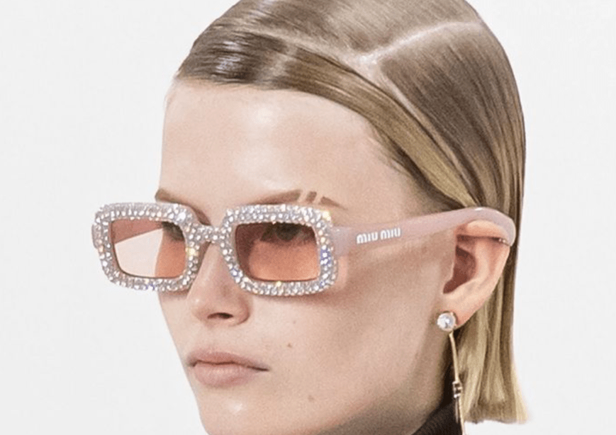 Reviving the Eyebrow Slit: A Fashion Trend Resurrected in 2023