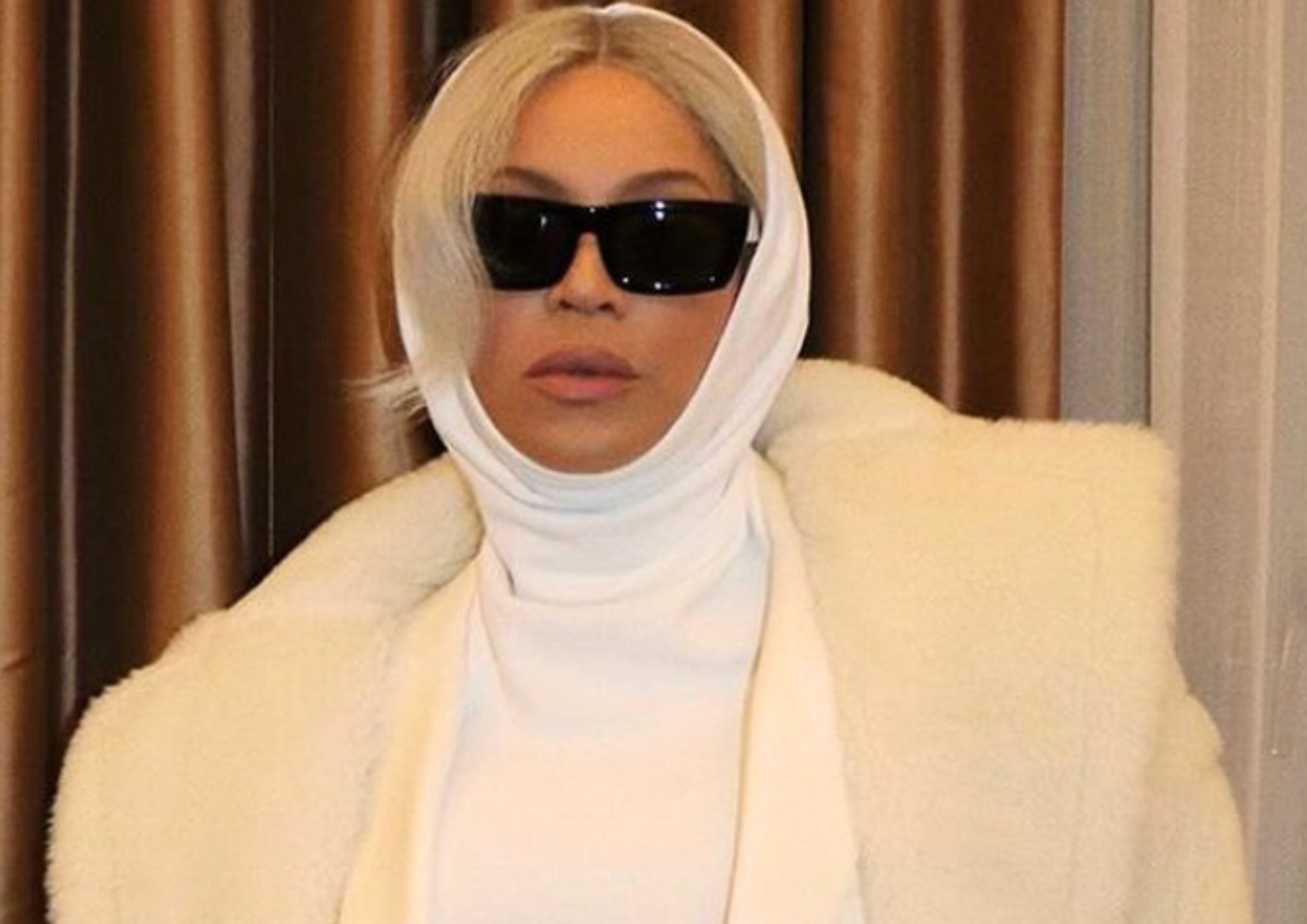 Platinum Majesty: Beyoncé’s Winter Transformation Unveiled in the ...