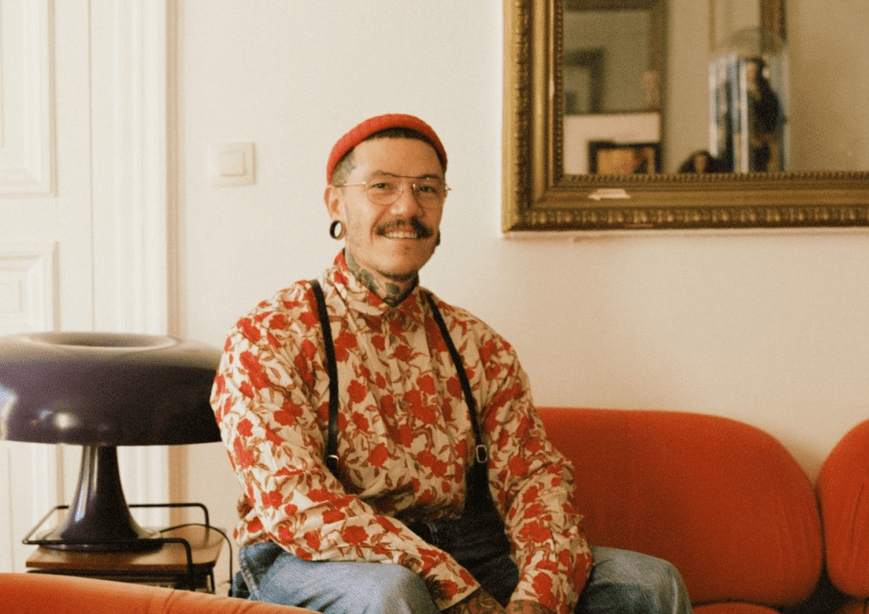 Adrian Appiolaza Takes Center Stage: Moschino’s New Maestro Embarks on a Theatrical Chapter